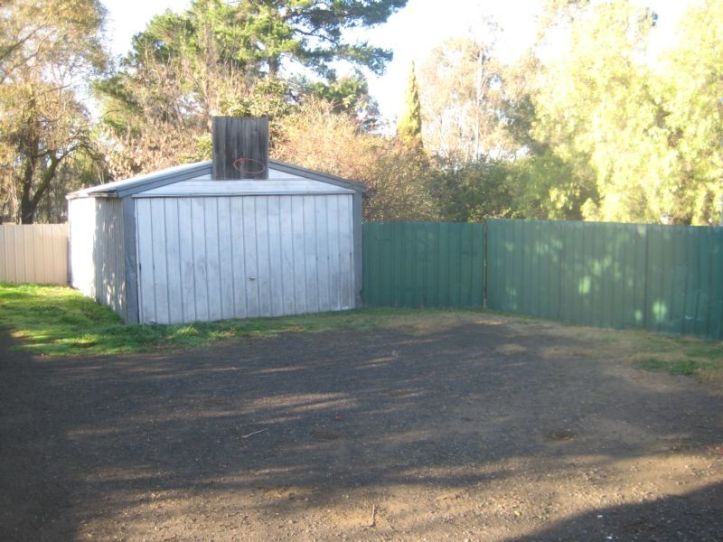 77 Mackenzie Street West, Golden Square VIC 3555