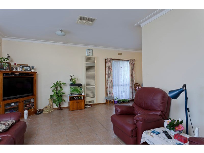 5 Bowles Street, Kangaroo Flat VIC 3555