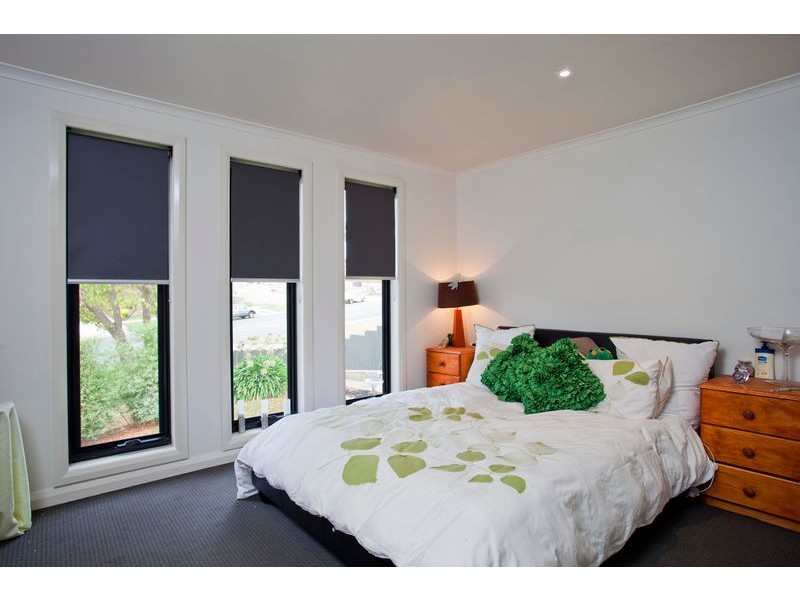 4 Wirth Street, Flora Hill VIC 3550