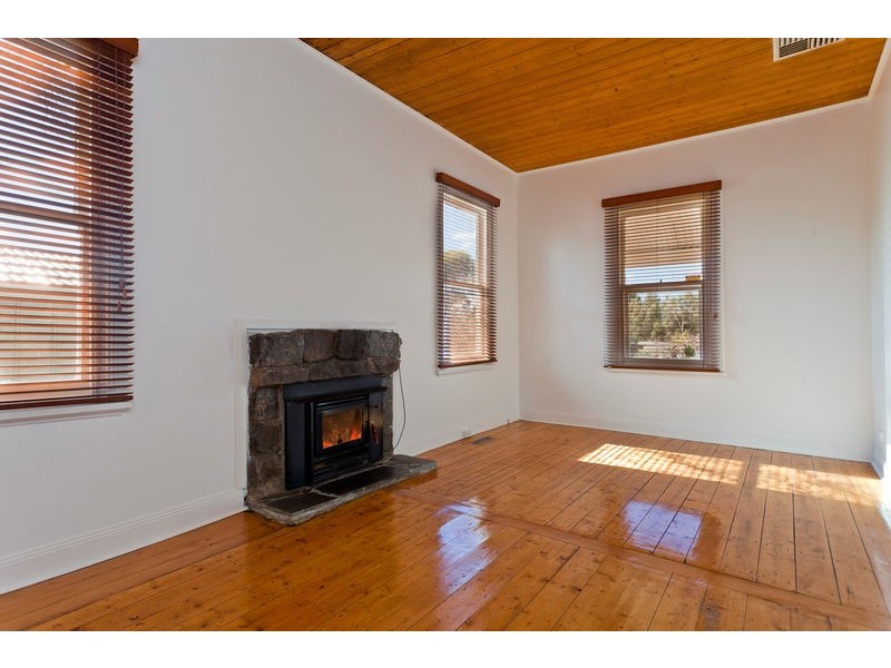 20 MacDougall Road, Golden Square VIC 3555