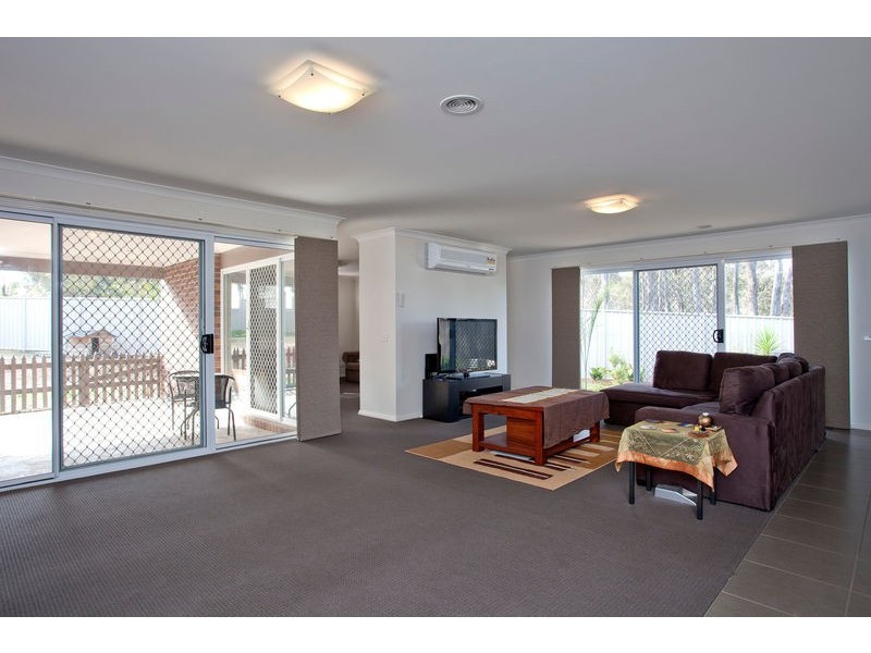 5 York Close, Strathfieldsaye VIC 3551