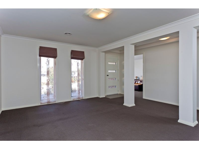 5 York Close, Strathfieldsaye VIC 3551