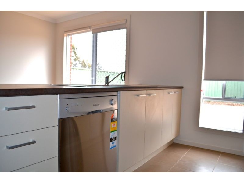 5 Arrawalli Avenue, Epsom VIC 3551