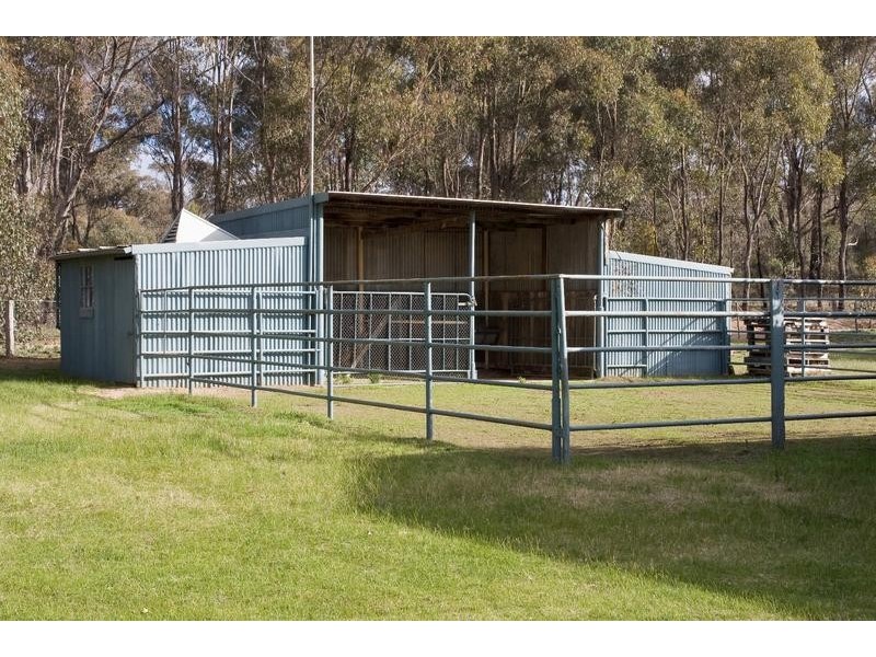 2 Splitters Lane, Junortoun VIC 3551