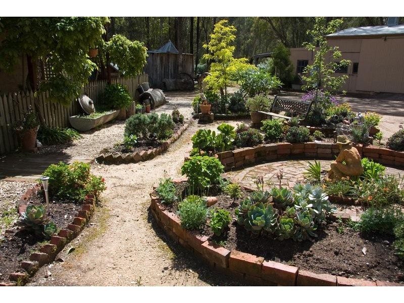 2 Splitters Lane, Junortoun VIC 3551