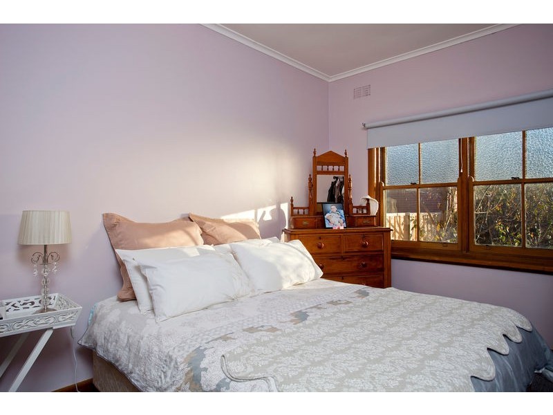 29 Churchill Avenue, Flora Hill VIC 3550