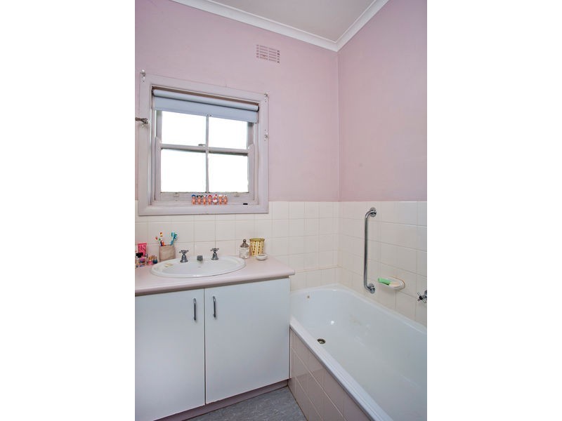 29 Churchill Avenue, Flora Hill VIC 3550