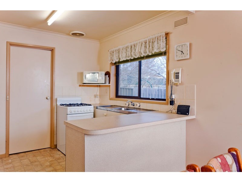 7 Beaumont Court, Flora Hill VIC 3550