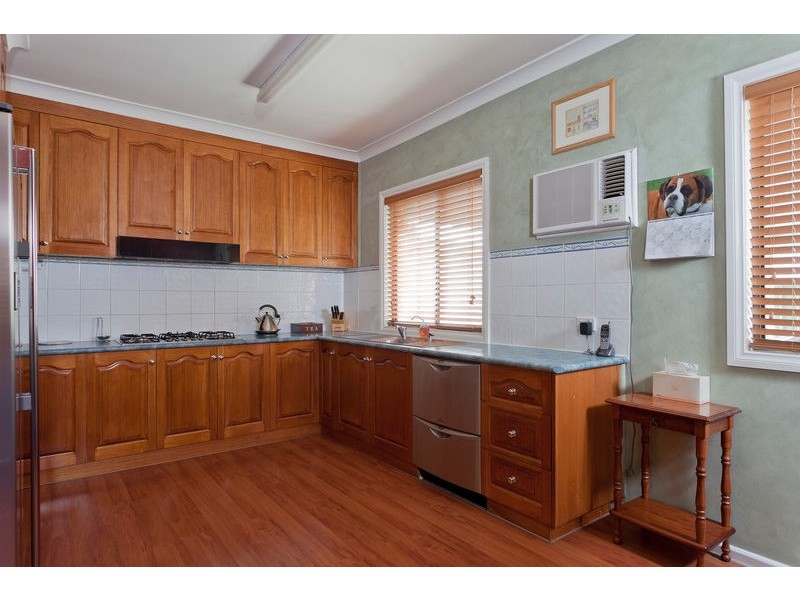 264 High Street, Kangaroo Flat VIC 3555