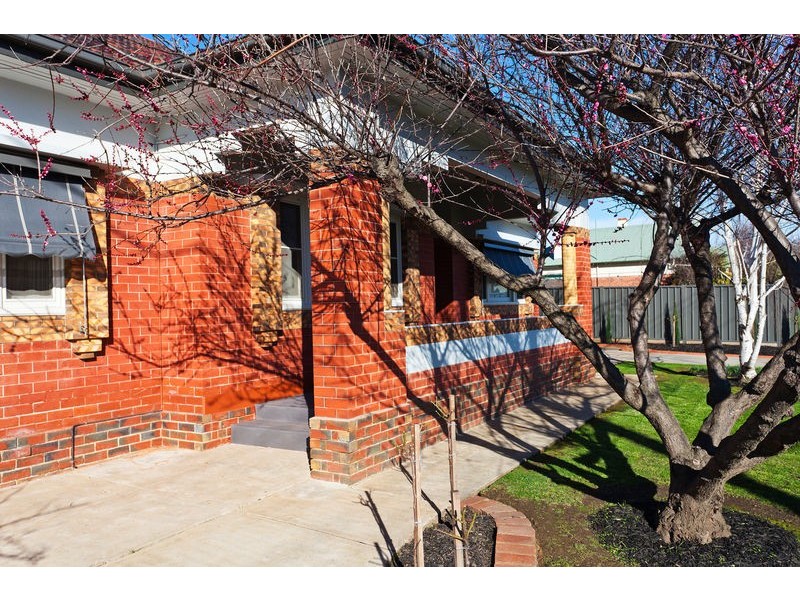 83 Sternberg Street, Kennington VIC 3550