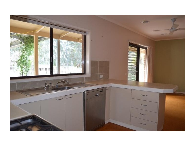 29 Orchard Drive, Strathfieldsaye VIC 3551