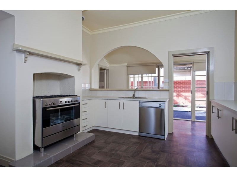 189 High Street, Kangaroo Flat VIC 3555