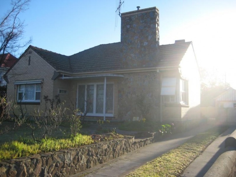 18 Maple Street, Golden Square VIC 3555
