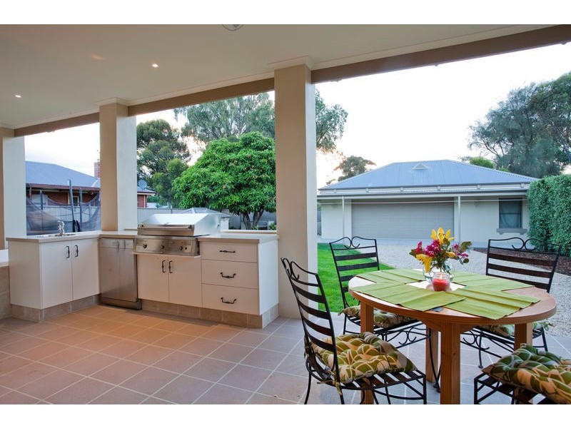 84 Sternberg Street, Bendigo VIC 3550