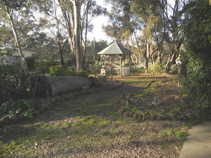 4849 Calder Highway, Ravenswood VIC 3453