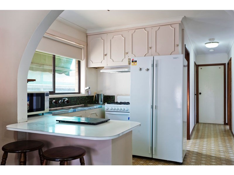 2/39 James Street, Strathdale VIC 3550