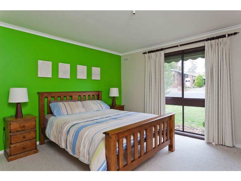 23 Cheriton Drive, Strathdale VIC 3550