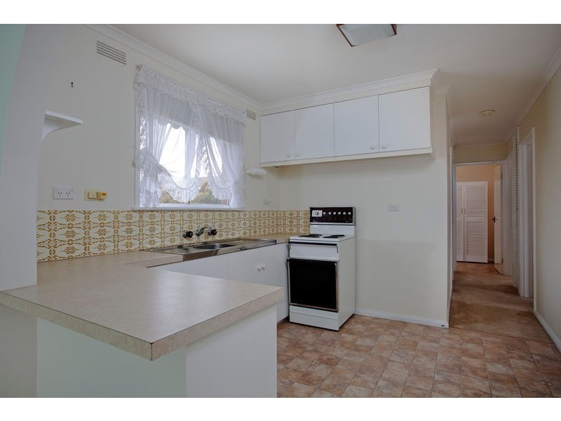 2/101 Neale Street, Flora Hill VIC 3550