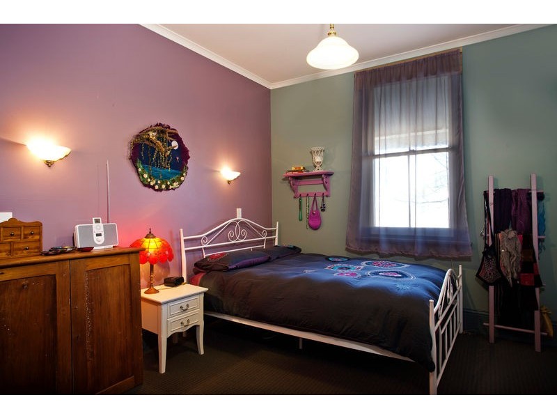 16 Hayes Street, Bendigo VIC 3550