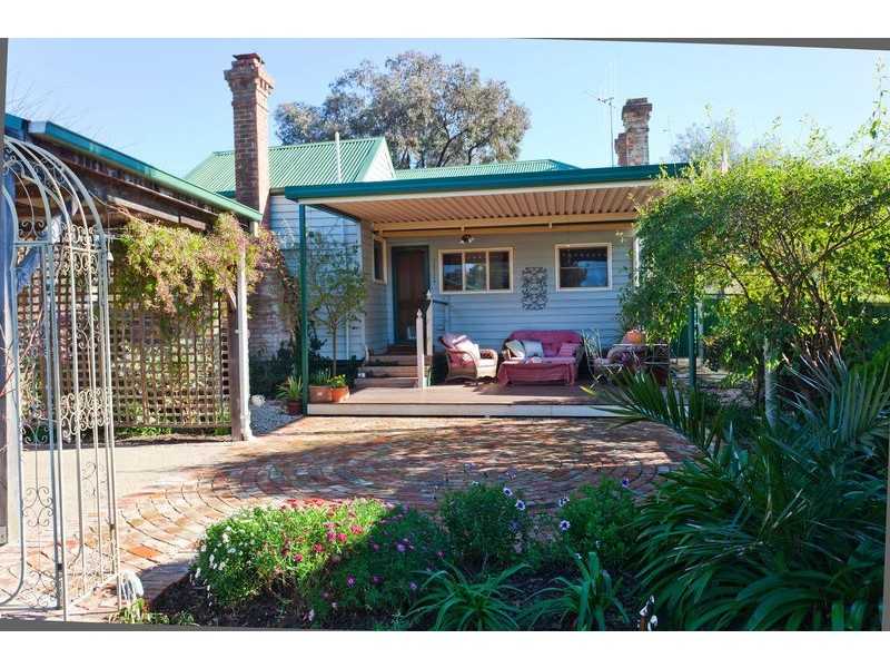 16 Hayes Street, Bendigo VIC 3550