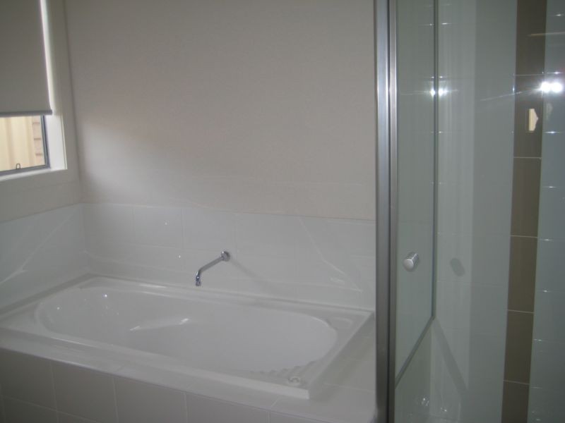 18 Allen Street, Epsom VIC 3551