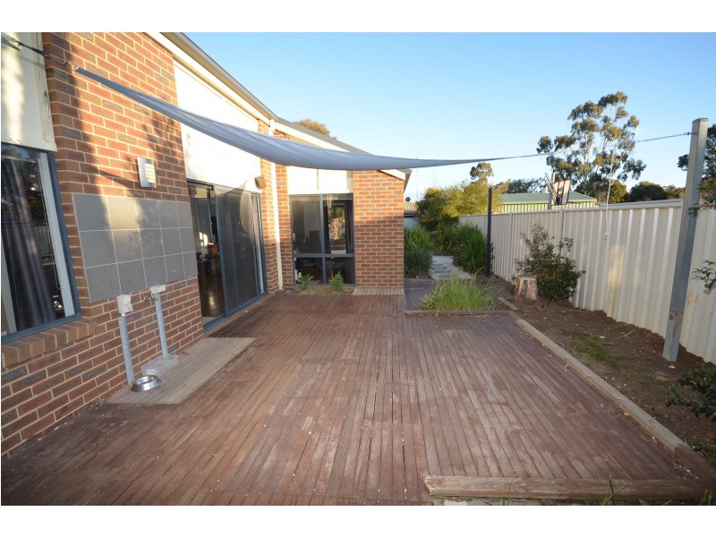 3 Botanical Drive, Epsom VIC 3551