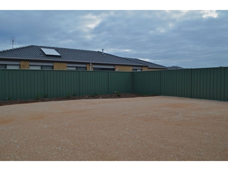 9 Arrawalli Avenue, Epsom VIC 3551