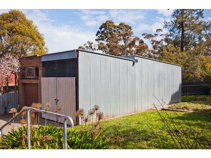 31 Glencoe Street, Kennington VIC 3550