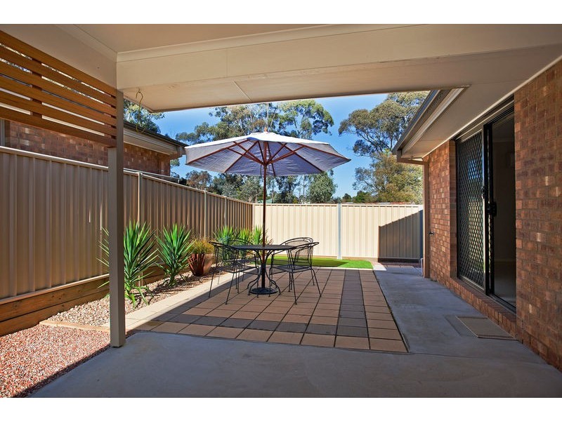 2 Ham Street, Kangaroo Flat VIC 3555