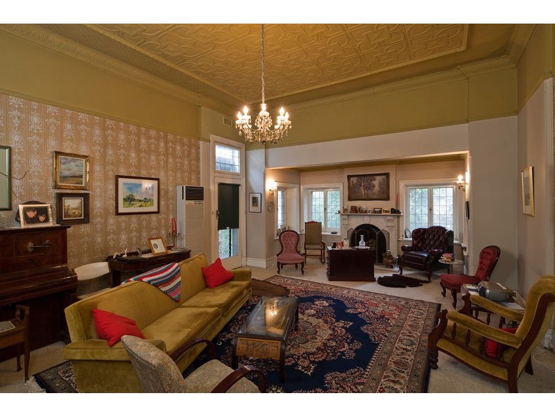 8 Echuca Street, Quarry Hill VIC 3550