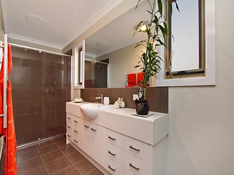 22A Ellis Street, Flora Hill VIC 3550