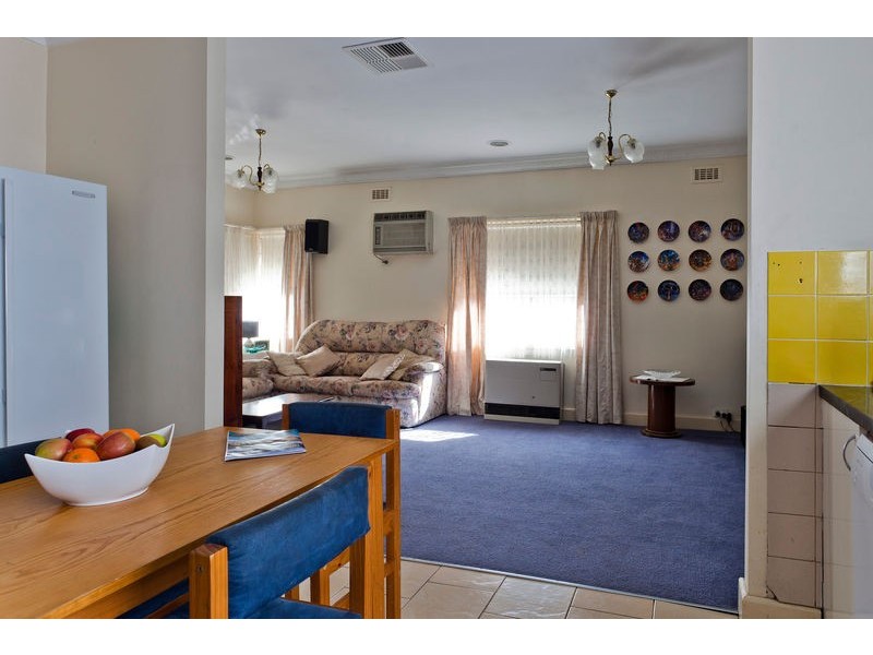 311 High Street, Kangaroo Flat VIC 3555