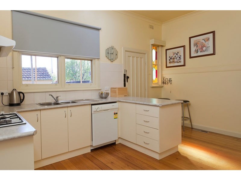 21 Ellis Street, Flora Hill VIC 3550