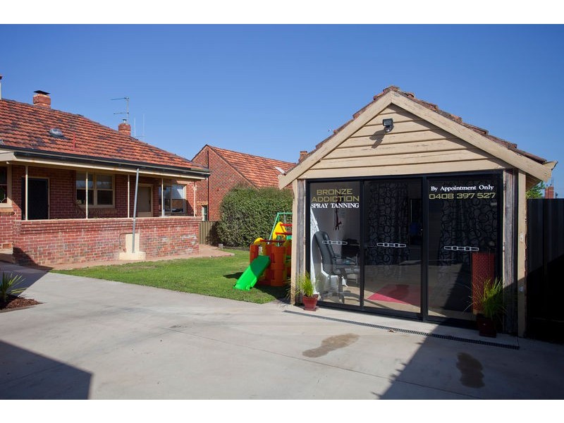 21 Ellis Street, Flora Hill VIC 3550