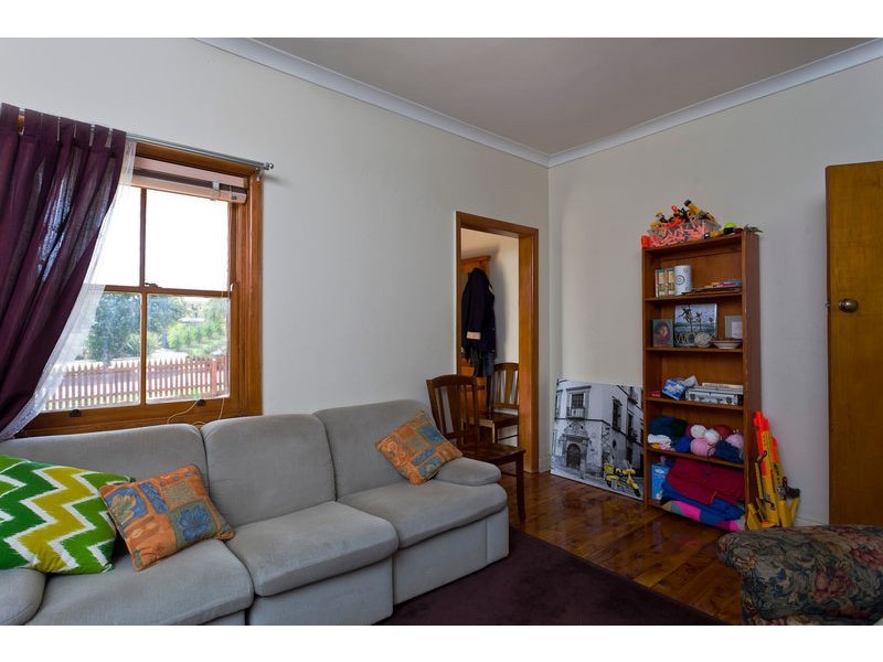39 Churchill Avenue, Flora Hill VIC 3550