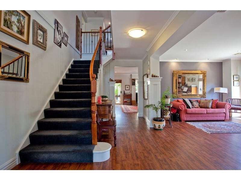 13 Kooringal Drive, Eaglehawk VIC 3556