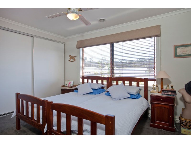 13 Kooringal Drive, Eaglehawk VIC 3556