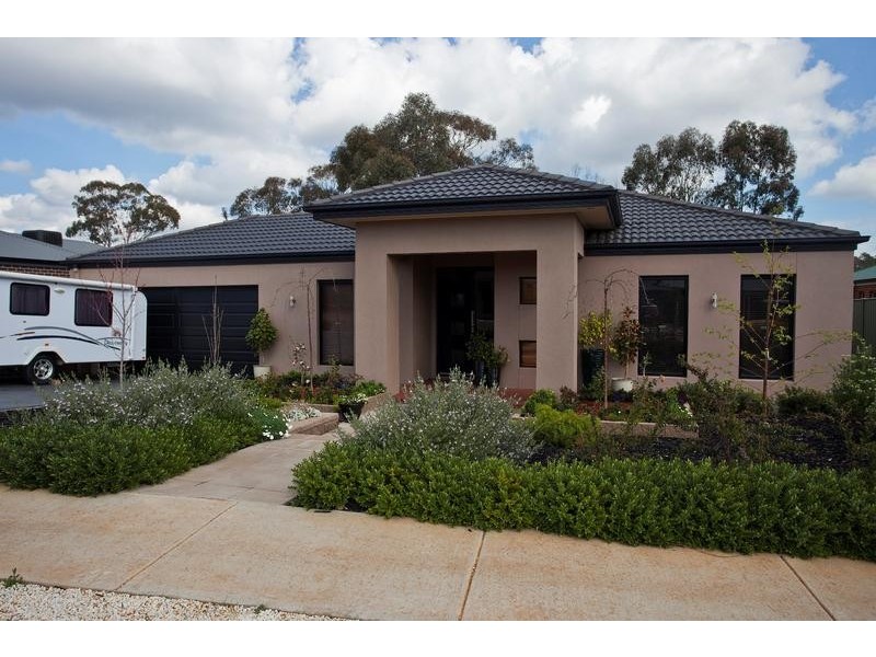 18 Lower Beckhams Road, Maiden Gully VIC 3551