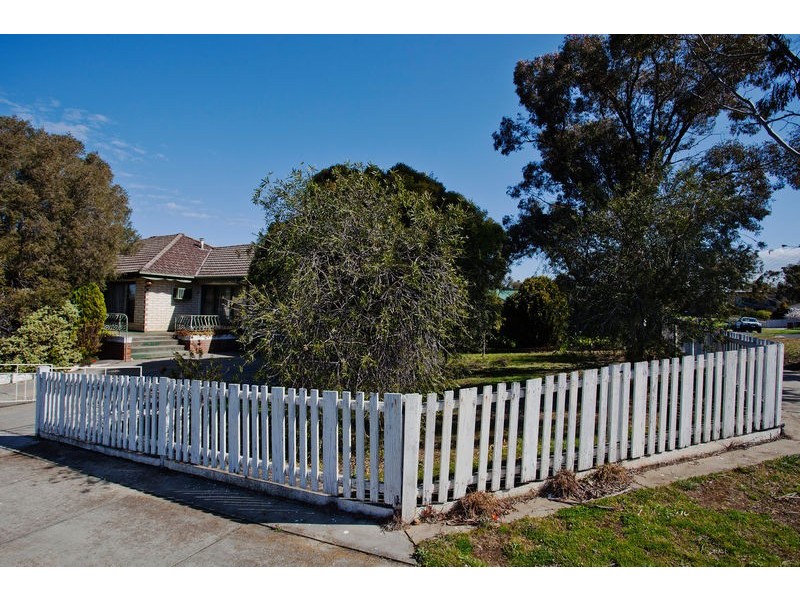 27 Semmens Street, Bendigo VIC 3550