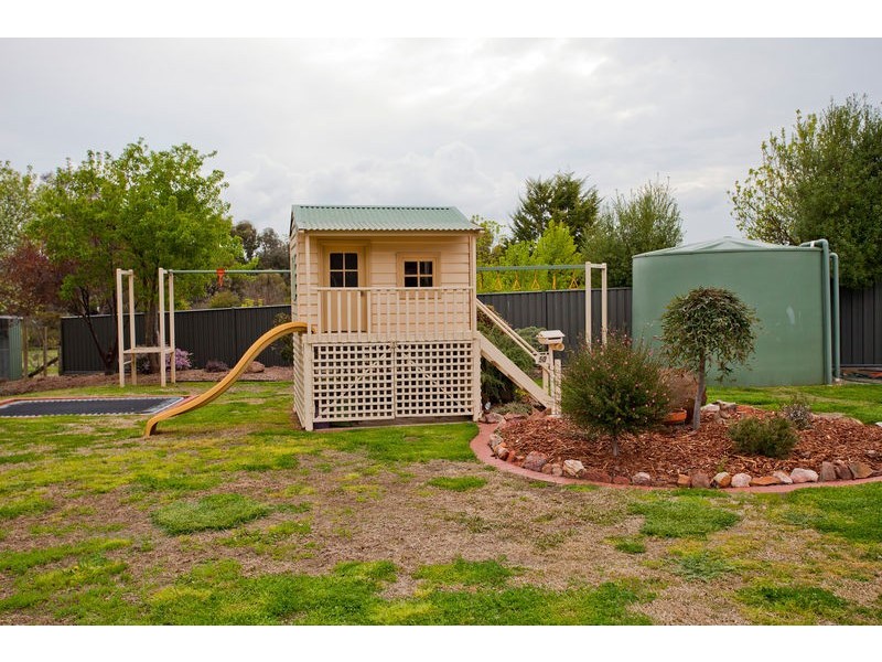 50 Watson Drive, Strathfieldsaye VIC 3551