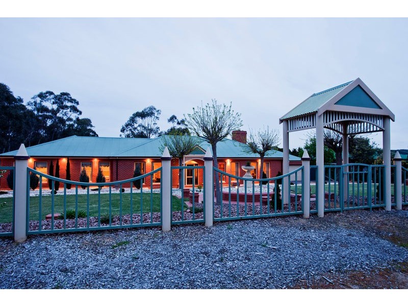 50 Watson Drive, Strathfieldsaye VIC 3551