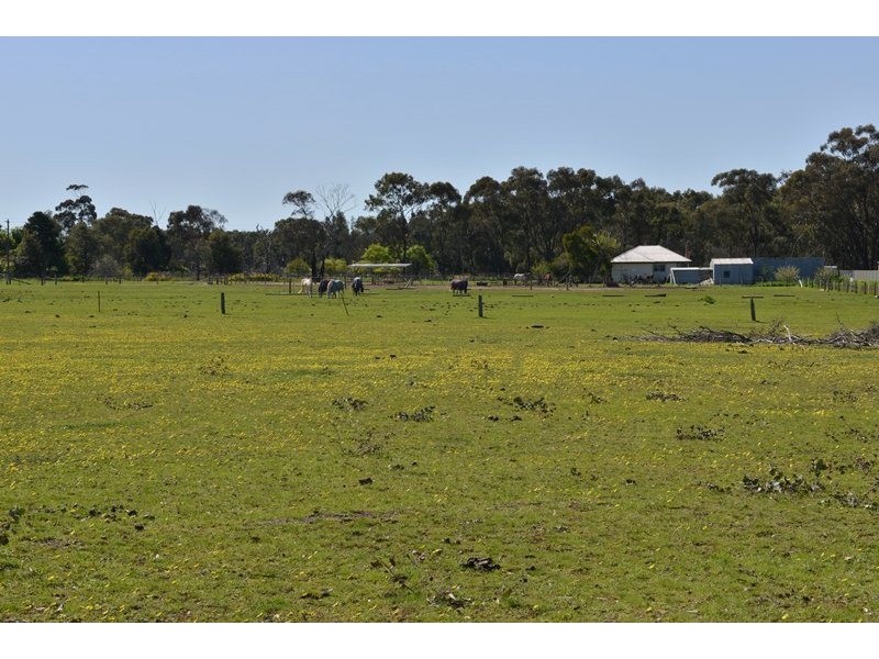 Cnr Howard Street and Bowles Road, Bendigo VIC 3550