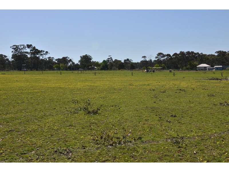 Cnr Howard Street and Bowles Road, Bendigo VIC 3550