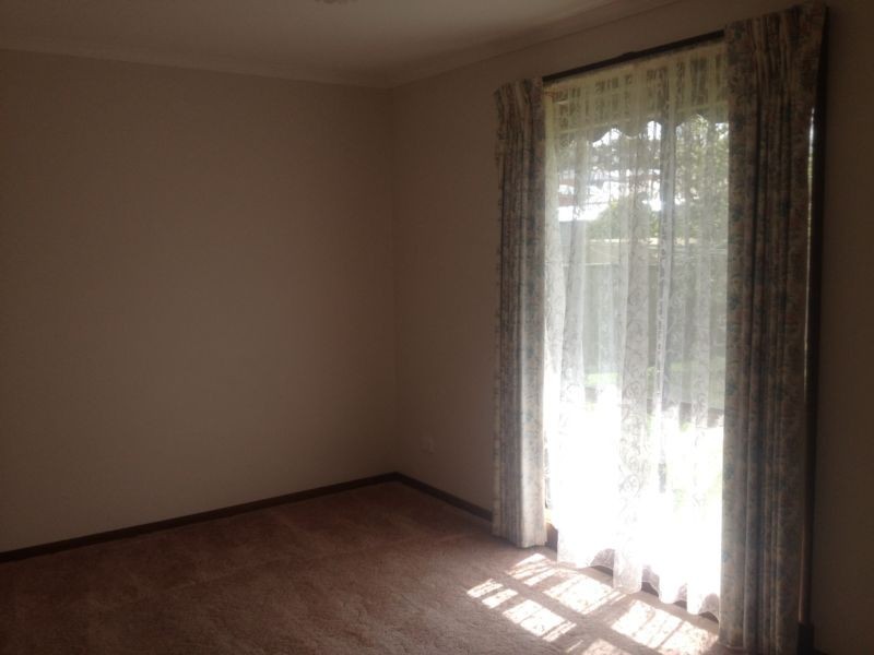 142 Olympic Parade, Kangaroo Flat VIC 3555