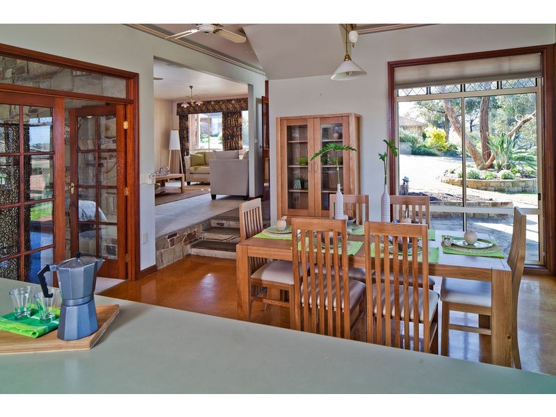 50 Akoonah Drive, Golden Square VIC 3555