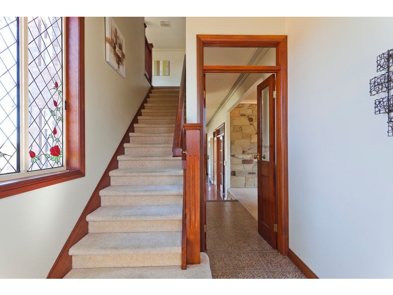 50 Akoonah Drive, Golden Square VIC 3555