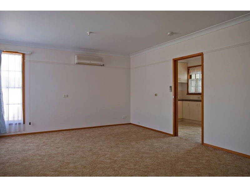 1/82 High Street, Kangaroo Flat VIC 3555