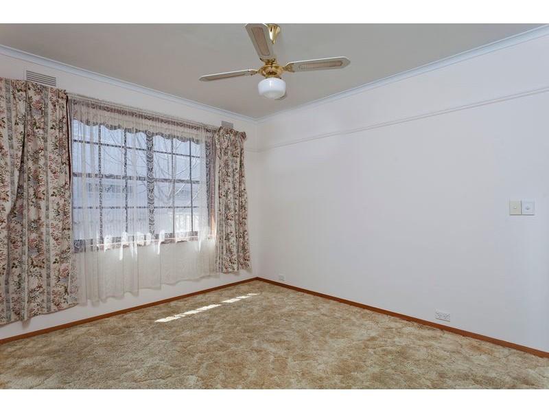 1/82 High Street, Kangaroo Flat VIC 3555