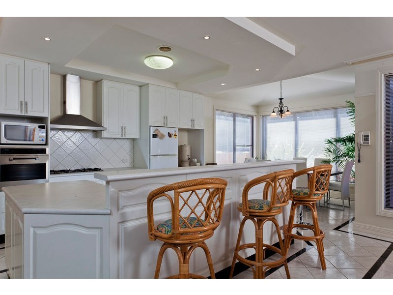 4 Kronk Street, Golden Square VIC 3555