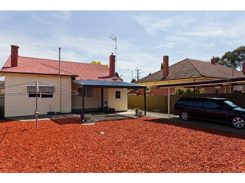 183 High Street, Kangaroo Flat VIC 3555